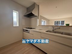 キッチンからご家族との会話ができますね。