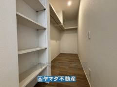 1階ファミリークローゼット