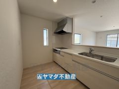 キッチンからご家族との会話ができますね。