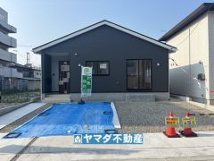 1号棟ケイミュー外壁は汚れが付きにくい効果を併せ持つ特徴があります。