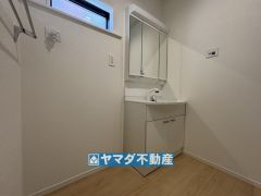 三面鏡タイプの洗面台