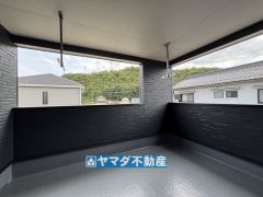 屋根があるので急な雨でも安心ですね