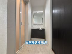 三面鏡タイプの洗面台