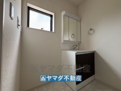 三面鏡タイプの洗面台