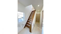 リフォーム済　踏板にクッションフロアを設置し手すりを新設