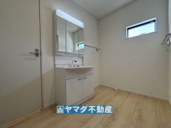 三面鏡タイプの洗面台