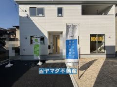 2号棟ケイミュー外壁は汚れが付きにくい効果を併せ持つ特徴があります。