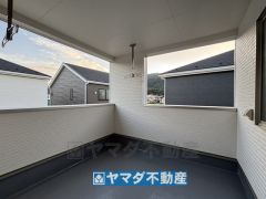 屋根があるので急な雨でも安心ですね