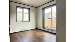 洋室5.3帖のお部屋です