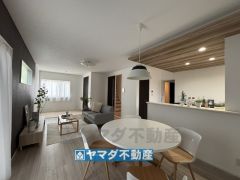 18帖のリビングは家具の配置もしやすい間取り