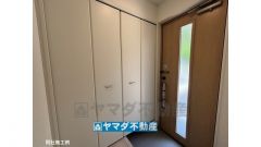 同社施工例　エントランスストレージ
