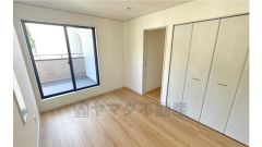2階洋室のお部屋です