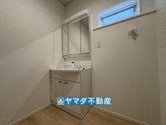 三面鏡タイプの洗面台