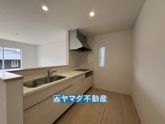 キッチンからご家族との会話ができますね。
