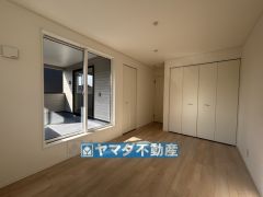 2階洋室7.2帖のお部屋です
