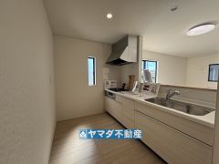 キッチンからご家族との会話ができますね。