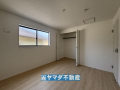2階洋室7帖のお部屋です。
