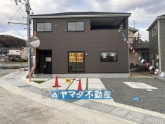 1号棟ケイミュー外壁は汚れが付きにくい効果を併せ持つ特徴があります。