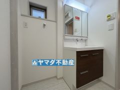 三面鏡タイプの洗面台
