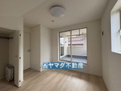 2階洋室5.7帖のお部屋です。