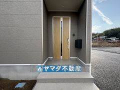 玄関横にはポストが設置