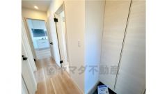 玄関にはI型シューズボックス新設