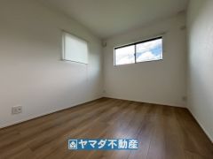 2階洋室6帖のお部屋です