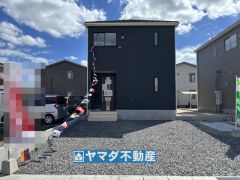 1号棟ケイミュー外壁は汚れが付きにくい効果を併せ持つ特徴があります。