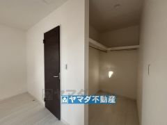 8帖のウォークインクローゼット