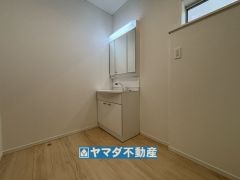 三面鏡タイプの洗面台