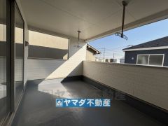 屋根があるので急な雨でも安心ですね