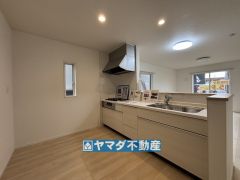 キッチンからご家族との会話ができますね。
