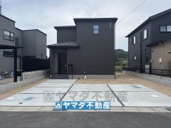 1号棟ケイミュー外壁は汚れが付きにくい効果を併せ持つ特徴があります。