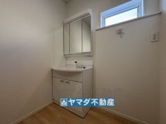 三面鏡タイプの洗面台