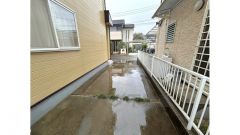 駐車は2か所に分かれています