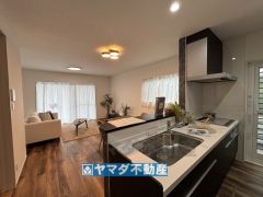 キッチンからご家族との会話に参加できますね