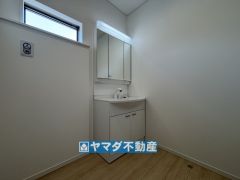 三面鏡タイプの洗面台