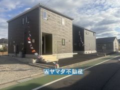 3号棟ケイミュー外壁は汚れが付きにくい効果を併せ持つ特徴があります。