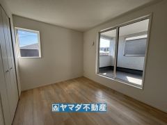 2階洋室7.2帖のお部屋です。