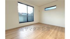 2階洋室のお部屋です。