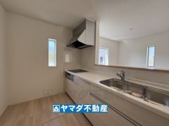 キッチンからご家族との会話ができますね。