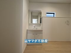 三面鏡タイプの洗面台
