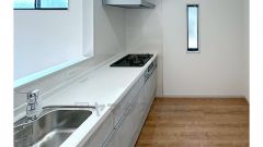 キッチンからご家族との会話ができますね。