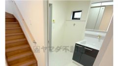 三面鏡タイプの洗面台