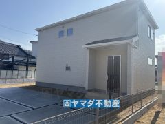 3号棟ケイミュー外壁は汚れが付きにくい効果を併せ持つ特徴があります。