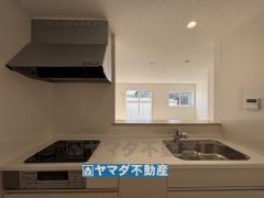 キッチンからご家族との会話ができますね。